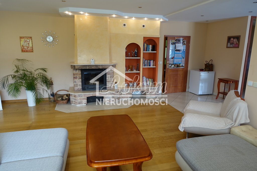 Dom 641&nbsp;m², Chojna - zdjęcie 2