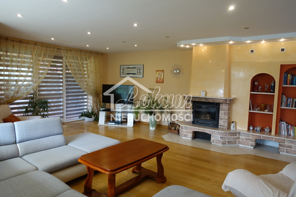 Dom 641&nbsp;m², Chojna - zdjęcie 1