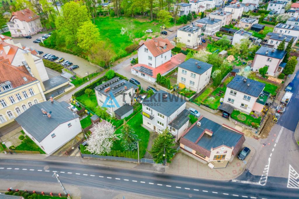 Przestronny dom z ogrodem w sercu Chojnic - zdjęcie 20