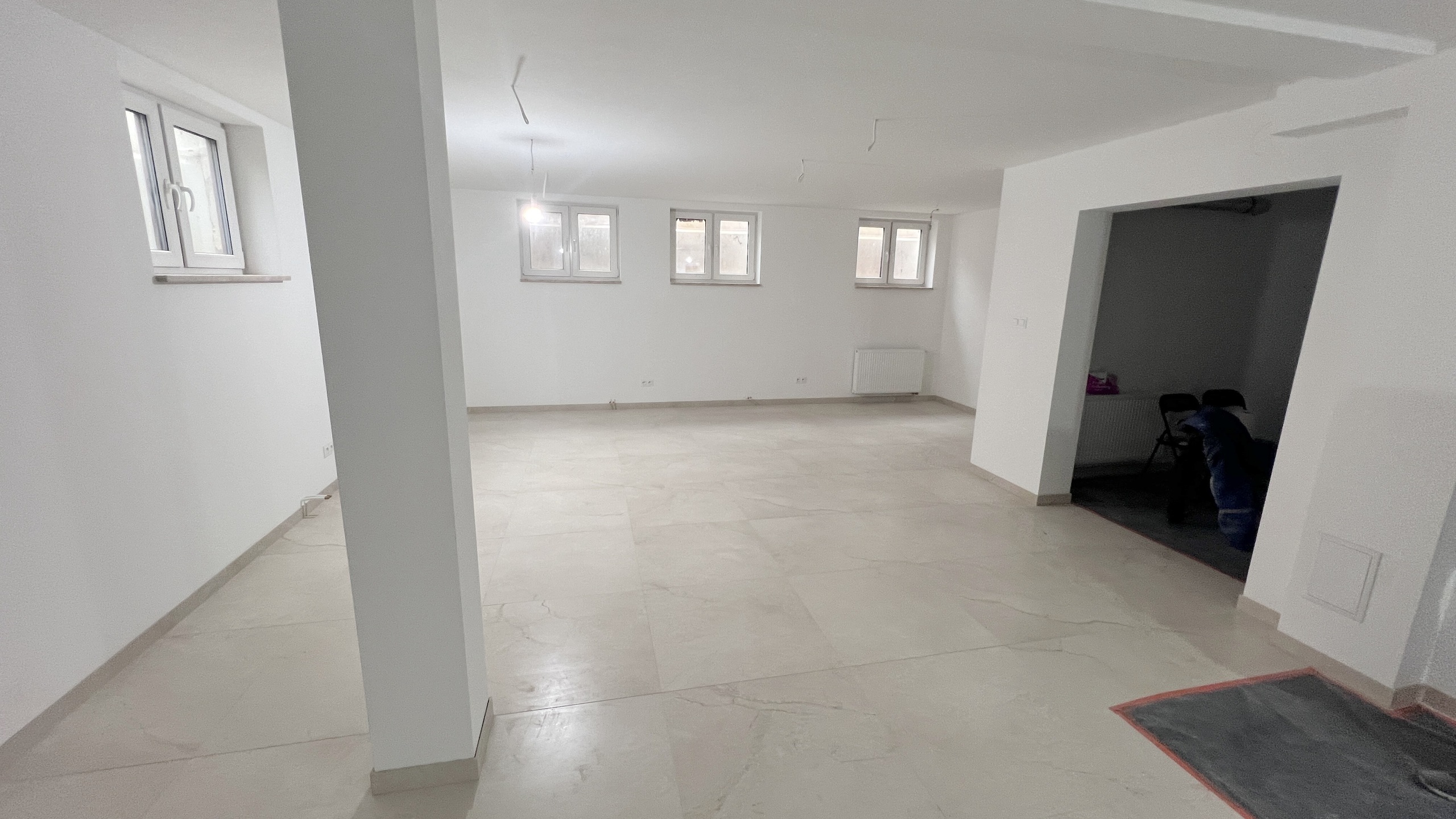 Prestiżowe lokale biurowo usługowe w czytelnym miejscu - zdjęcie 9