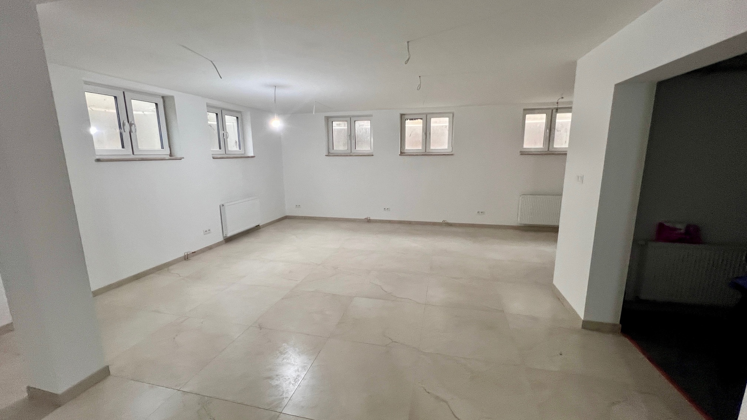 Prestiżowe lokale biurowo-usługowe w Luboniu - zdjęcie 11