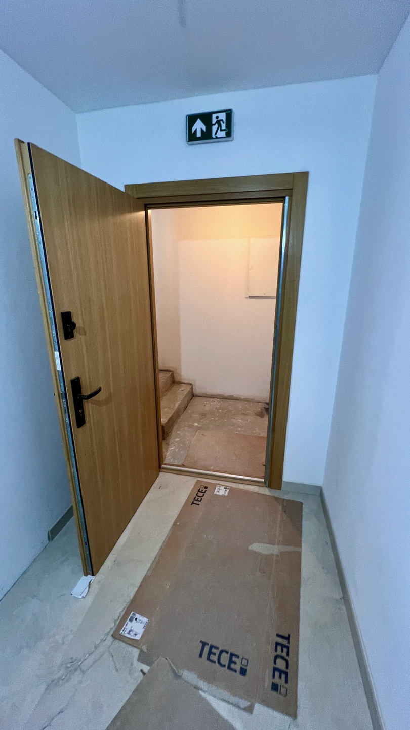 Prestiżowe lokale biurowo-usługowe w Luboniu - zdjęcie 12