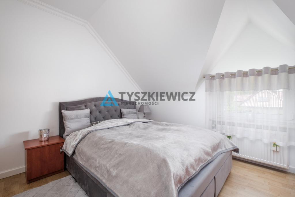 Urokliwy dom z ogrodem i garażem. - zdjęcie 9