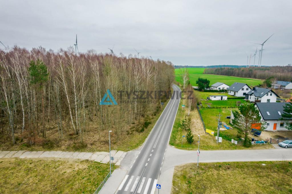 Atrakcyjnie położona działka pod zabudowę - zdjęcie 3