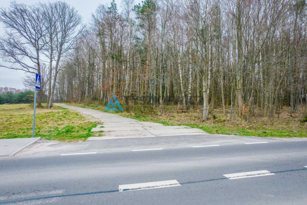 Atrakcyjnie położona działka pod zabudowę - zdjęcie 9