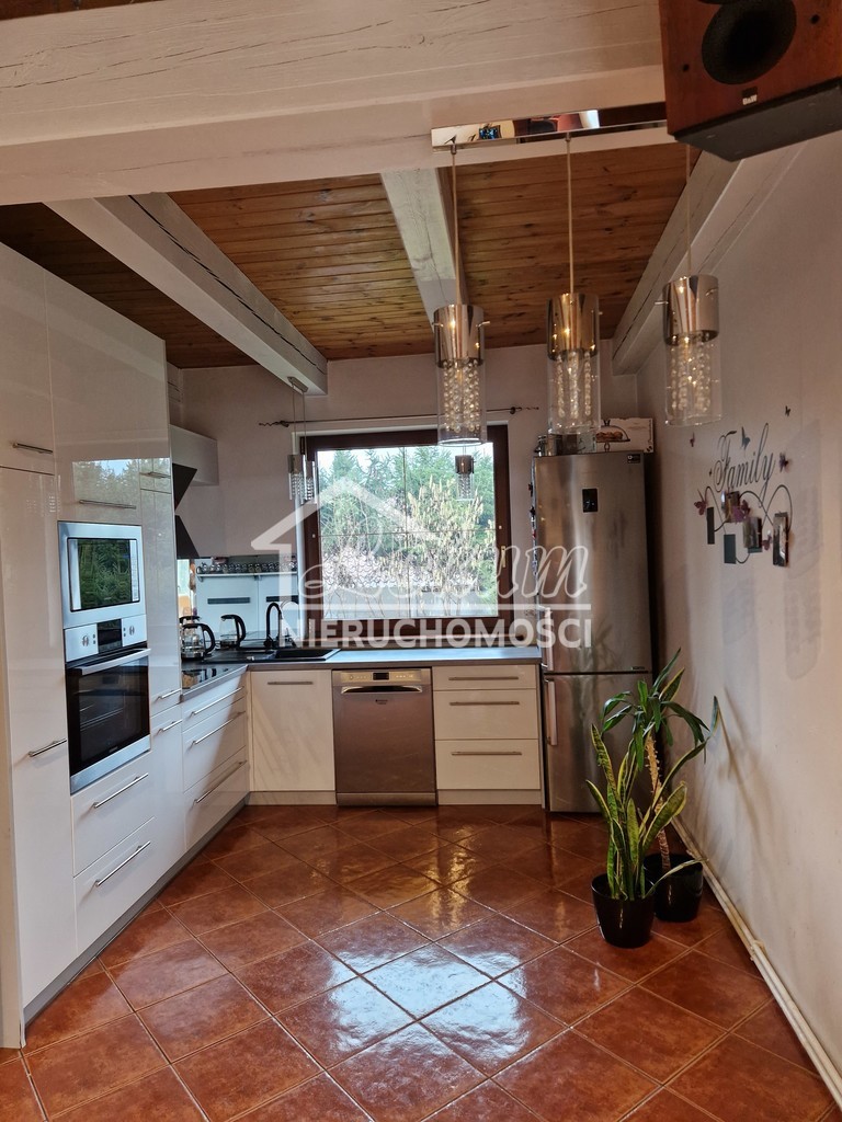 Dom 83,04&nbsp;m², Steklno - zdjęcie 2