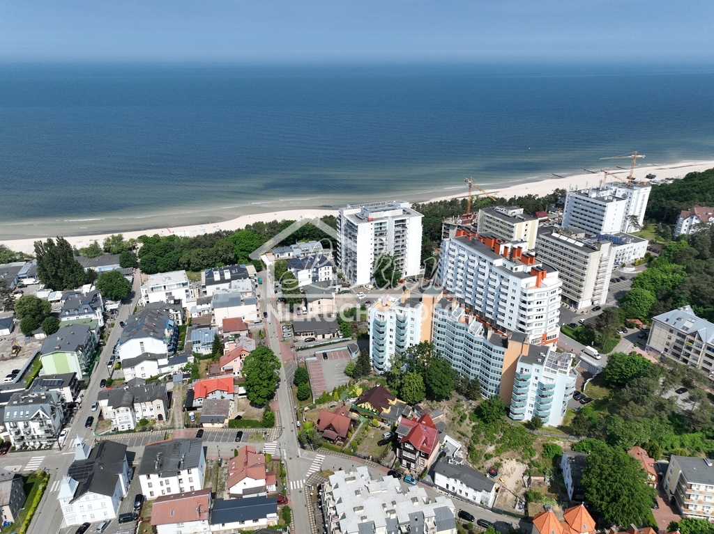 Mieszkanie 57,6&nbsp;m², Międzyzdroje, Tysiąclecia Państwa Polskiego - zdjęcie 2