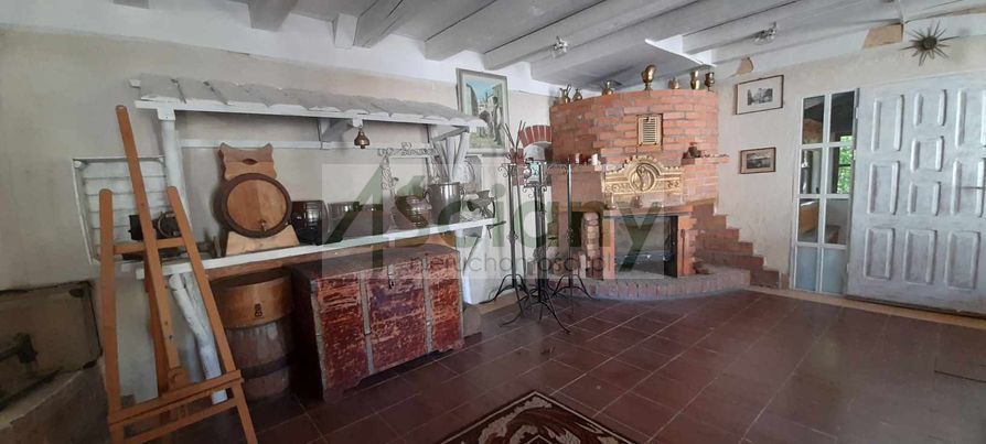Dom 450&nbsp;m², Praslity - zdjęcie 1