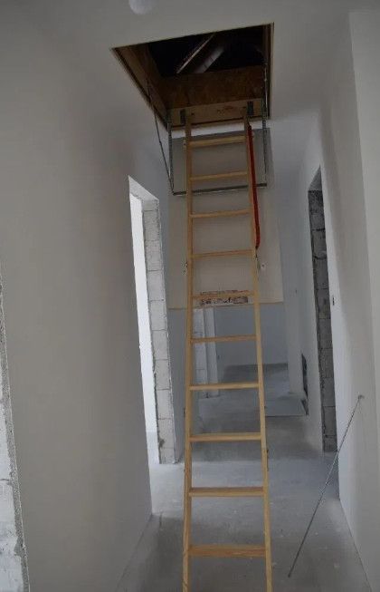 Piękny dom przy lesie - zdjęcie 6