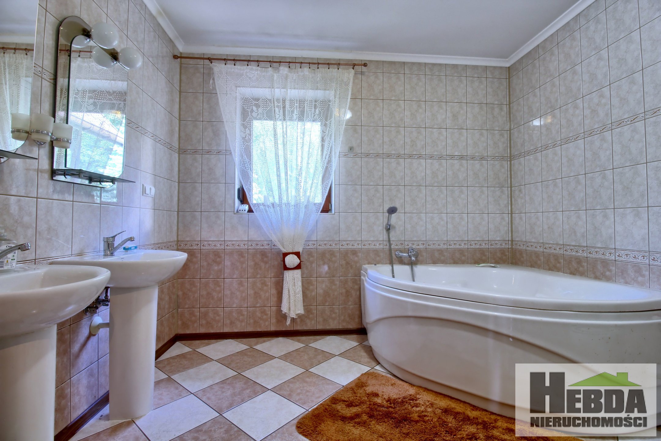 Dom dla większej rodziny w zacisznym miejscu !!! Łowczówek gm. Pleśna !!! - zdjęcie 13