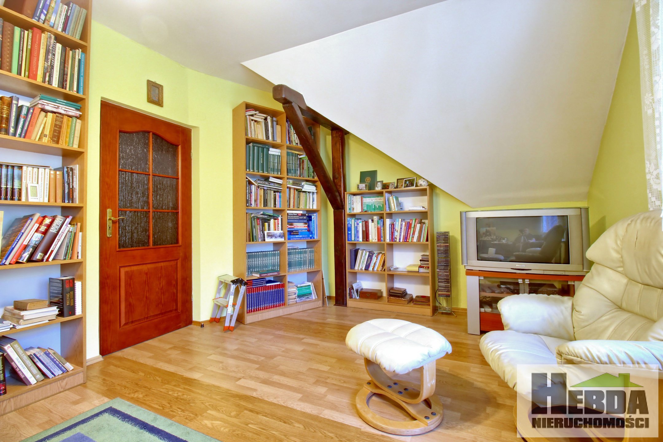 Dom dla większej rodziny w zacisznym miejscu !!! Łowczówek gm. Pleśna !!! - zdjęcie 10