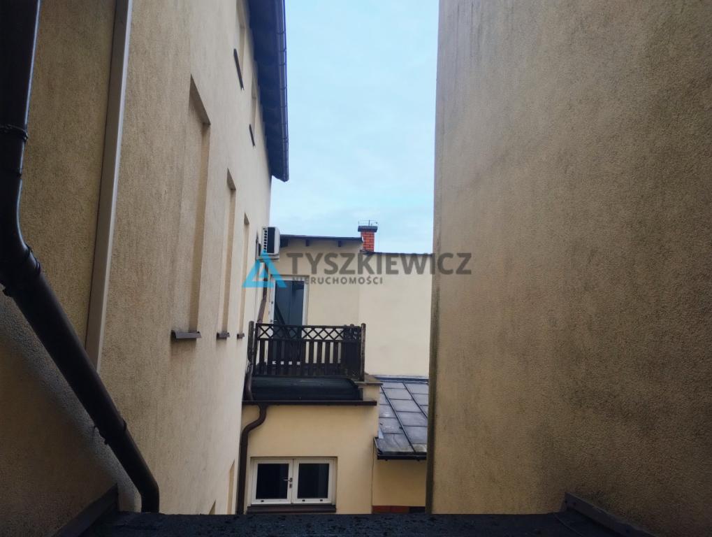 Budynek - Kamienica 2-piętrowa w centrum miasta - zdjęcie 20