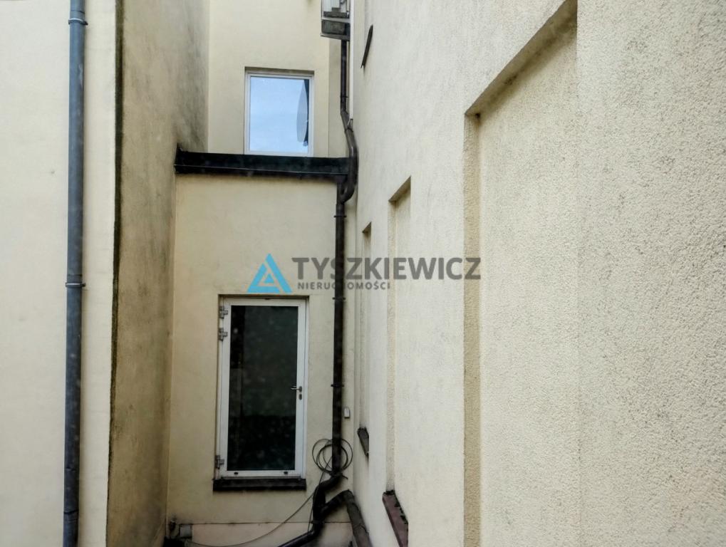 Budynek - Kamienica 2-piętrowa w centrum miasta - zdjęcie 22