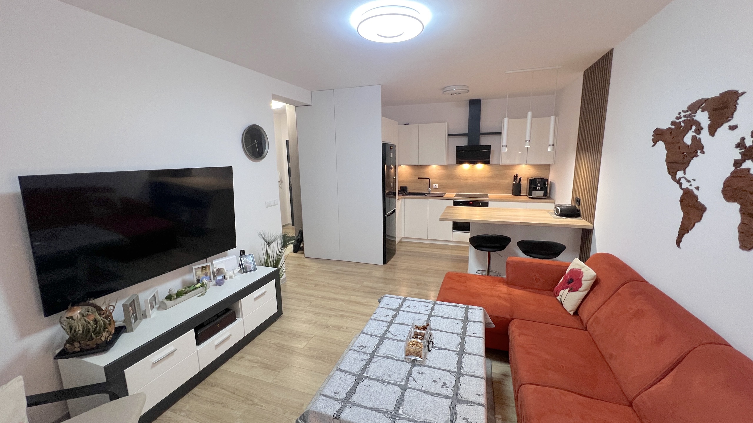 Komfortowe mieszkanie 2 pokojowe w Nowym Centrum Lubonia - zdjęcie 2