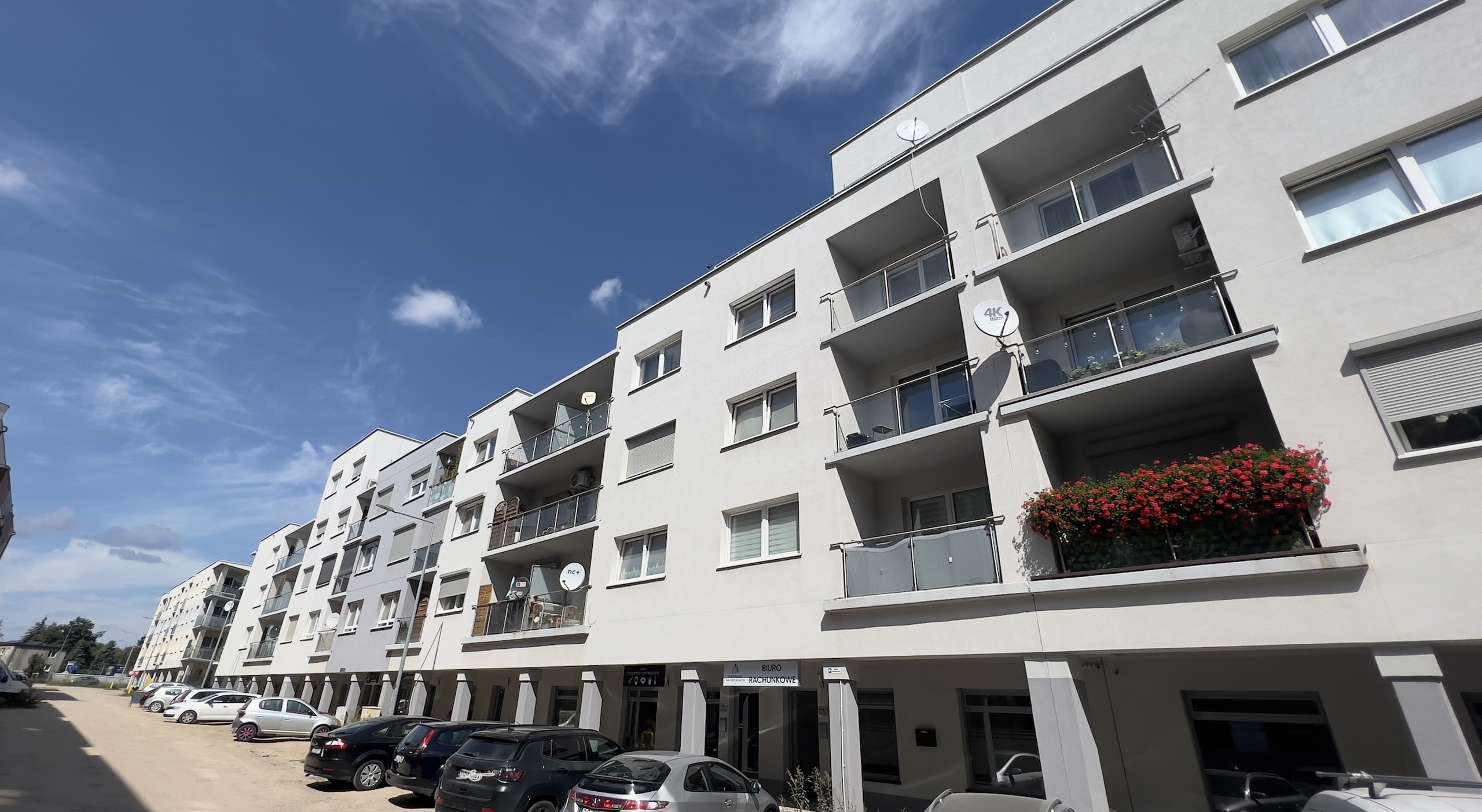 Komfortowe mieszkanie 2 pokojowe w Nowym Centrum Lubonia - zdjęcie 16