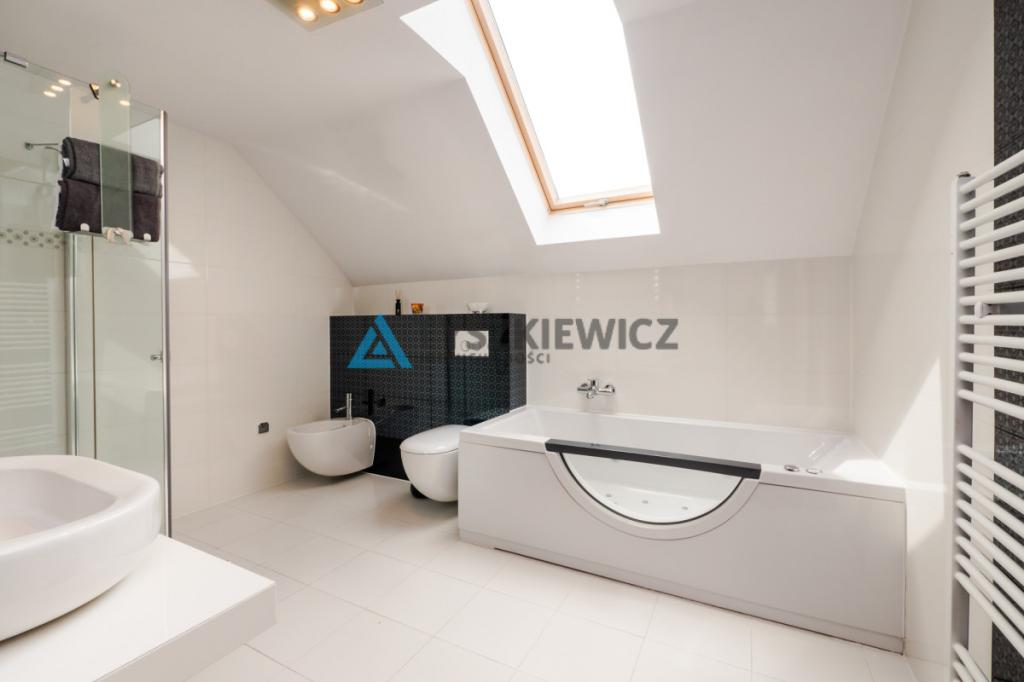 Atrakcyjny dom w Łubianie — idealny dla rodziny! - zdjęcie 6