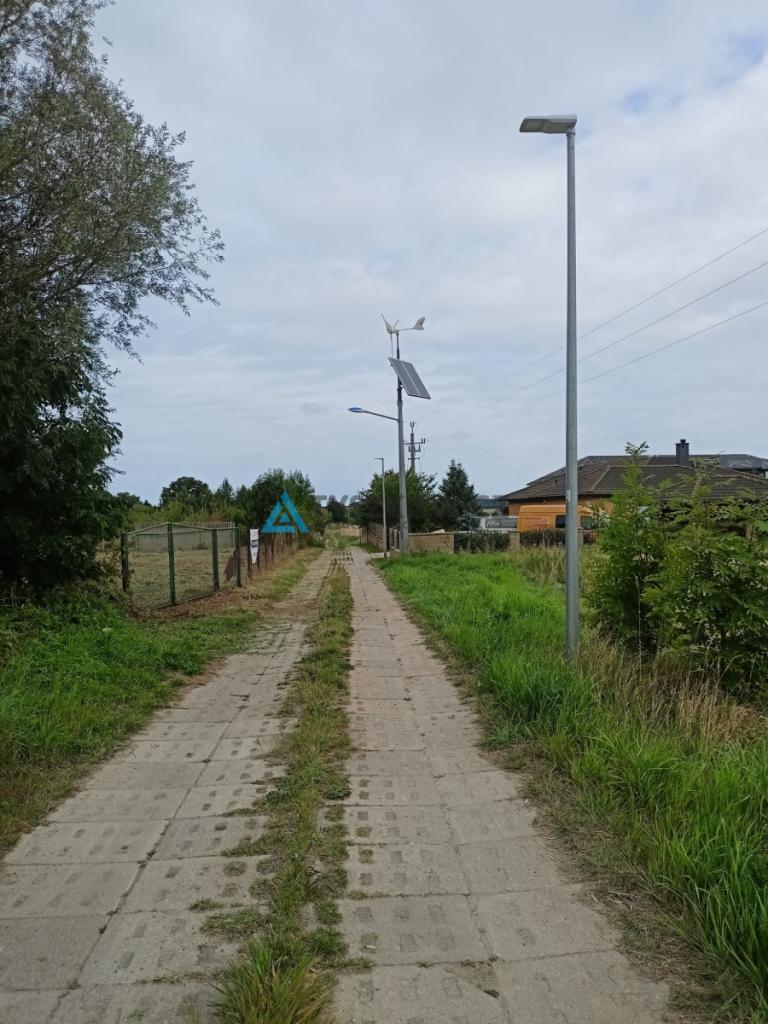 Atrakcyjnie położona działka pod zabudowę - zdjęcie 7