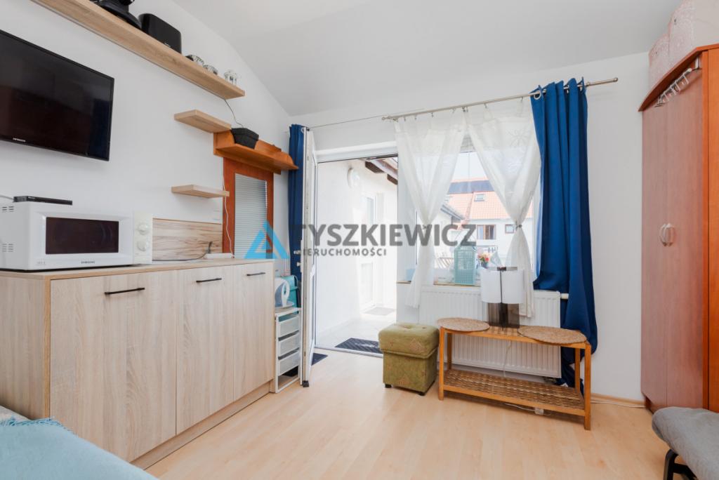 Apartament w samym centrum Karwi - 400m do plaży - zdjęcie 2