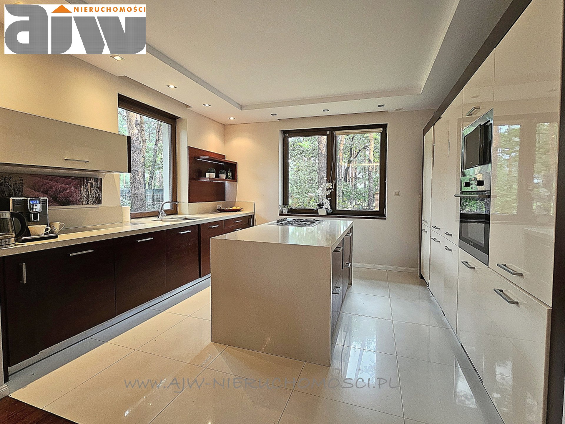 Hornówek dom inteligentny wolnostojący - zdjęcie 3