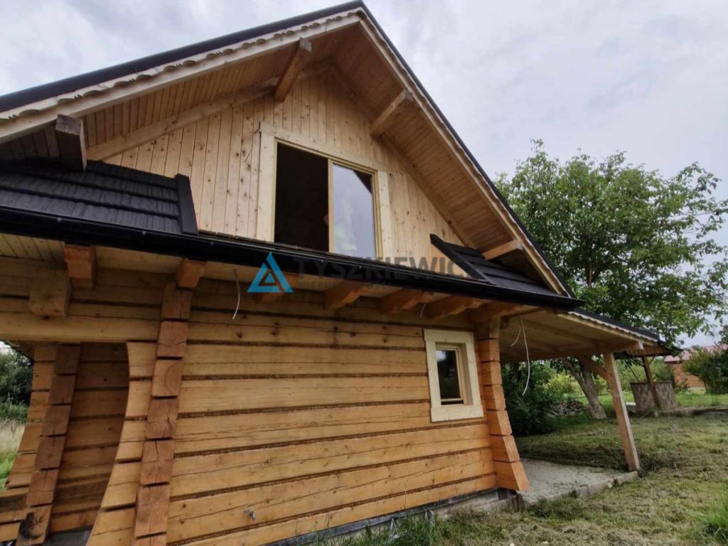 Atrakcyjny dom w stylu góralskim w Krężołkach - zdjęcie 2