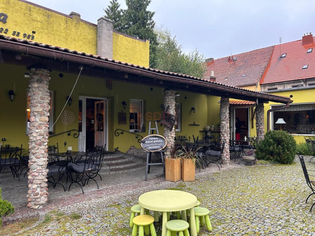 Lokal usługowy na sprzedaż, 185 m², Rawicz, Mickiewicza Adama - zdjęcie 2