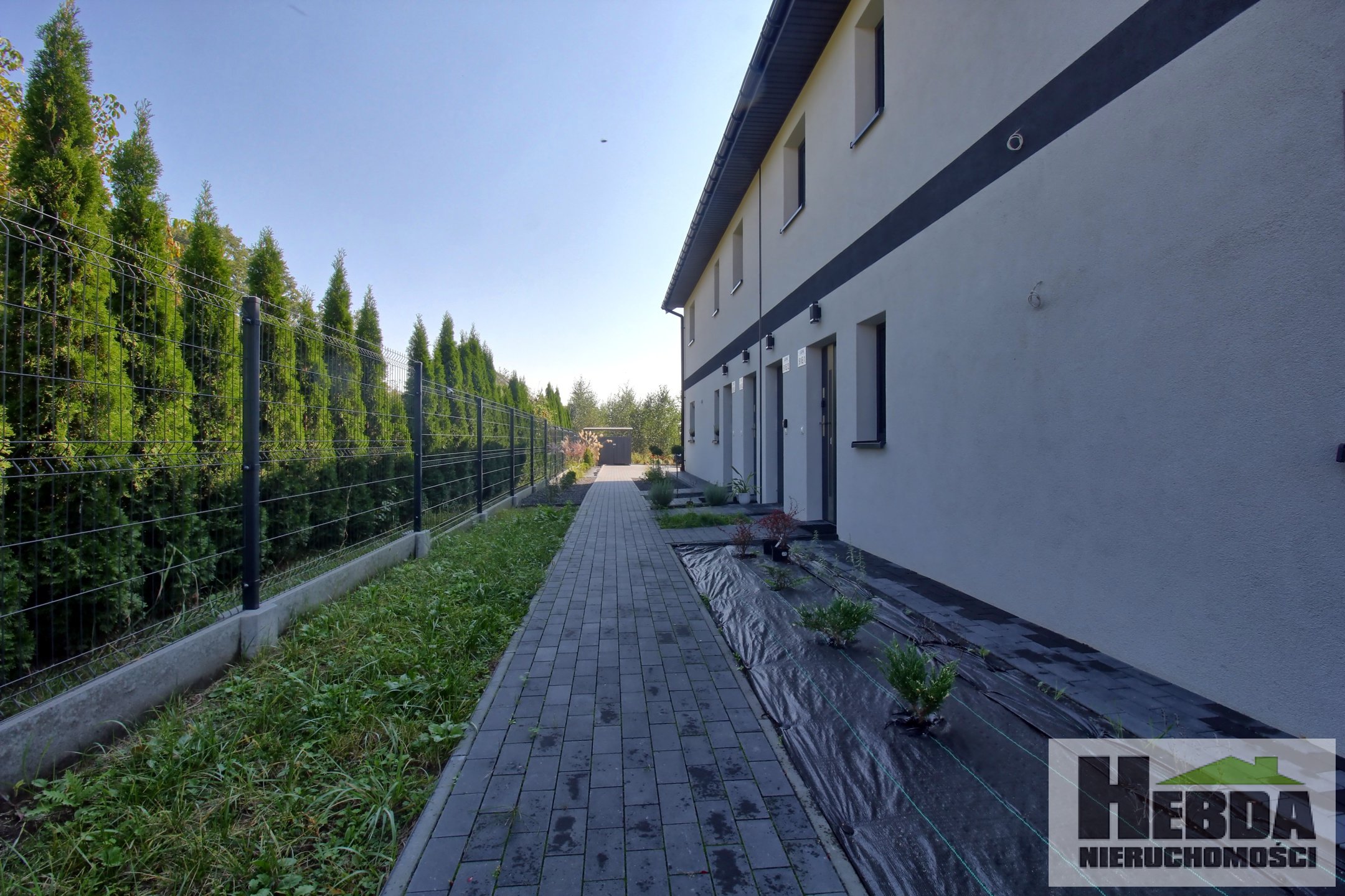 8 km od Centrum Tarnowa!!! 3 pokojowe!!! Stan deweloperski !!! - zdjęcie 3