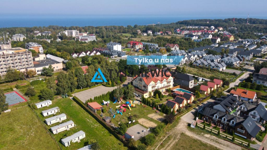 Kompleks wypoczynkowy w centrum Jastrzębiej Góry - zdjęcie 1