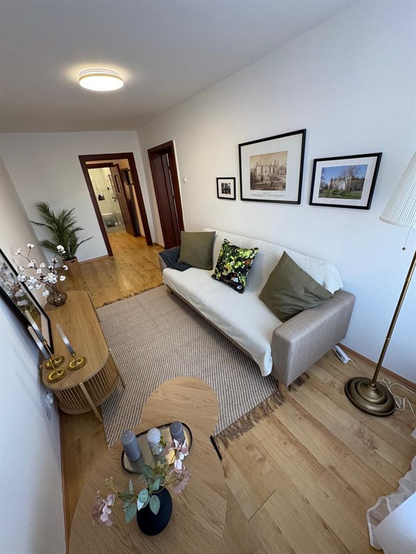 Mieszkanie 52&nbsp;m², Rydzyna, Rynek - zdjęcie 3