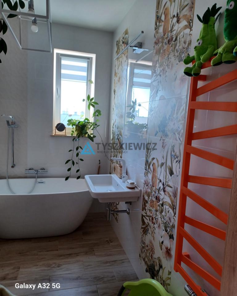 Apartament na ostatnim piętrze z pięknym widokiem - zdjęcie 15