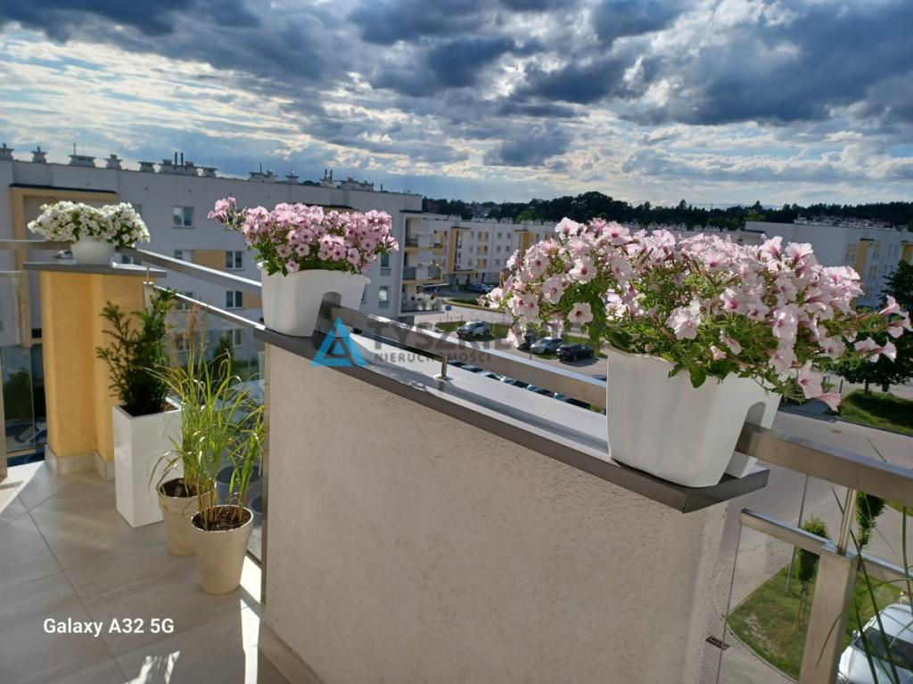 Apartament na ostatnim piętrze z pięknym widokiem - zdjęcie 22