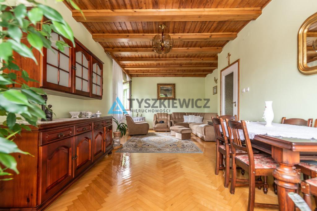 Dom jednorodzinny z piękną działką nad rzeką - zdjęcie 9