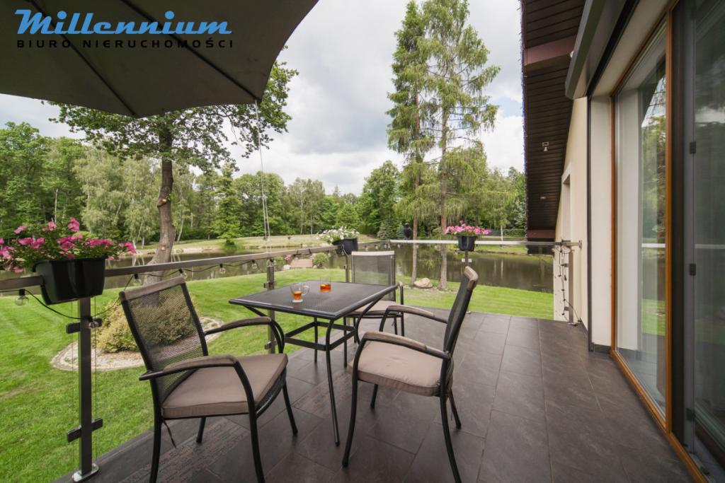 Rezydencja, staw, rzeka w Sercu Natury pod Łodzią - zdjęcie 16