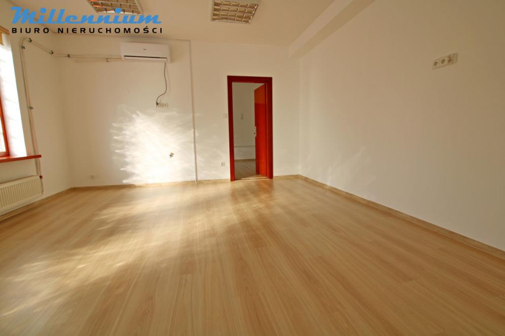 Klimatyzowany lokal 100m2 Gdynia ul. Helska - zdjęcie 8