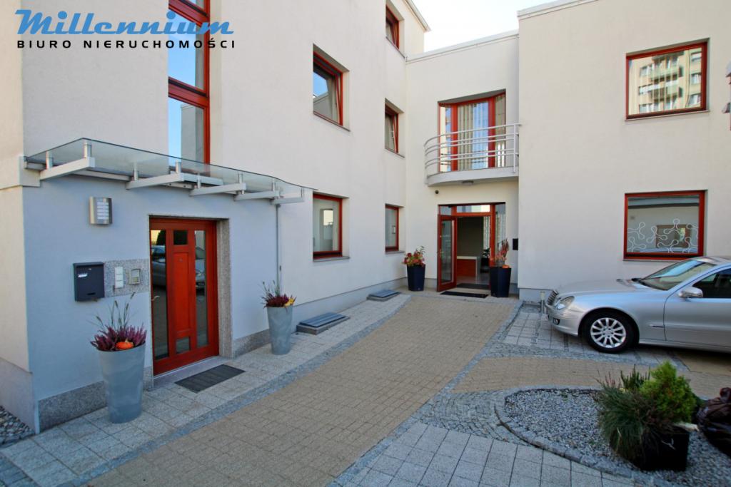 Klimatyzowany lokal 100m2 Gdynia ul. Helska - zdjęcie 2