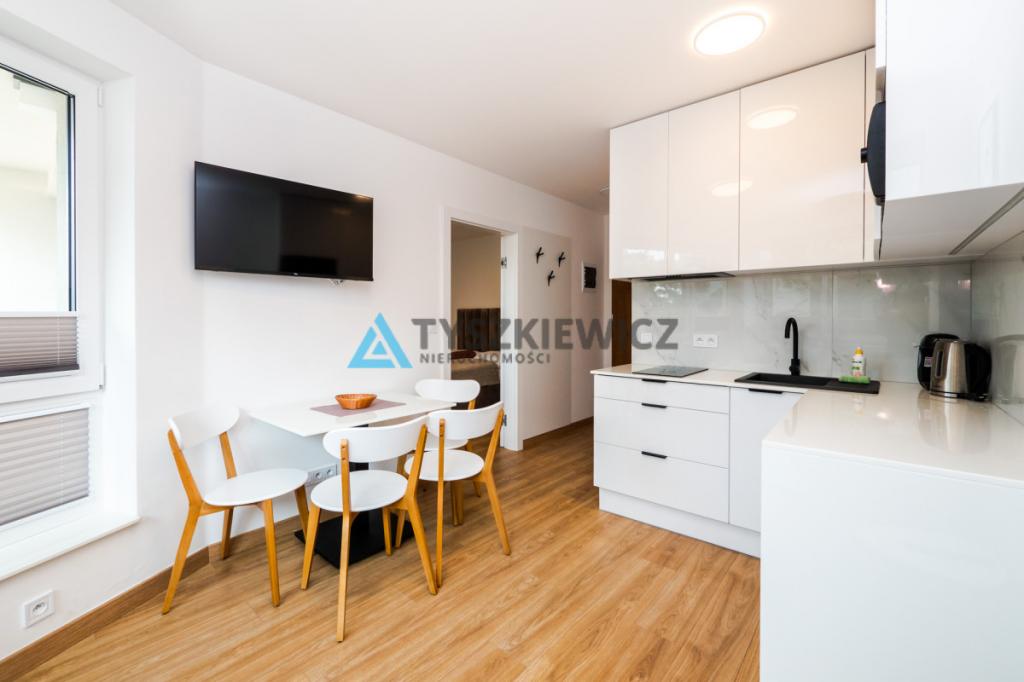 Atrakcyjny apartament przy morzu - zdjęcie 14