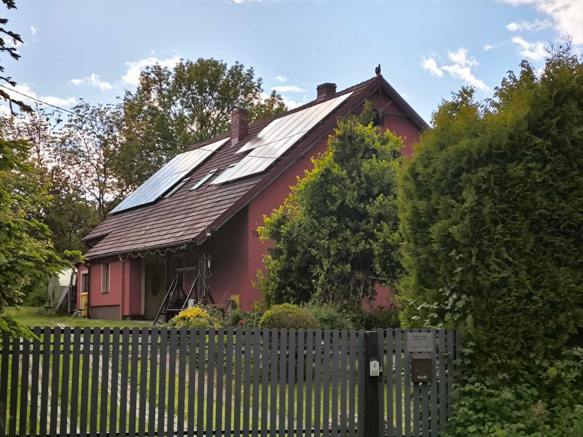 Dom wolnostojący, gm Zawonia - zdjęcie 1