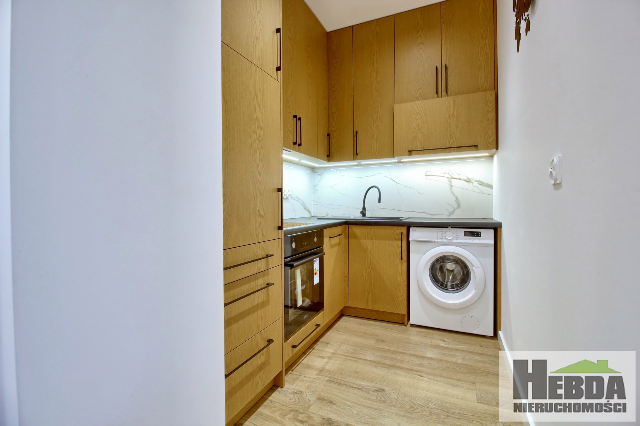 Brzesko !!! Na wynajem mieszkanie z garażem !!! nowe osiedle !!! - zdjęcie 4