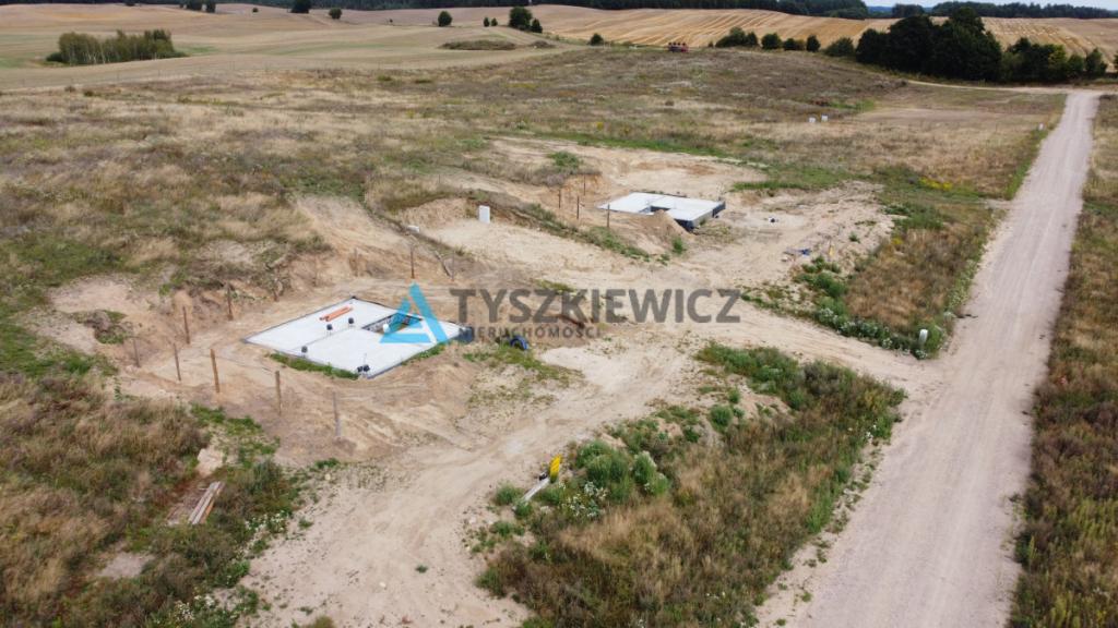 Działki budowlane z rozpoczętą budową - zdjęcie 3