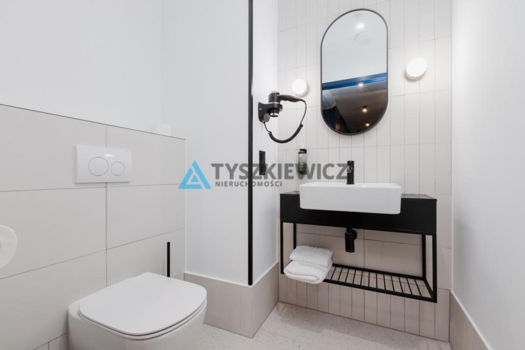 Nowoczesny i komfortowy apartament w centrum Łeby - zdjęcie 8