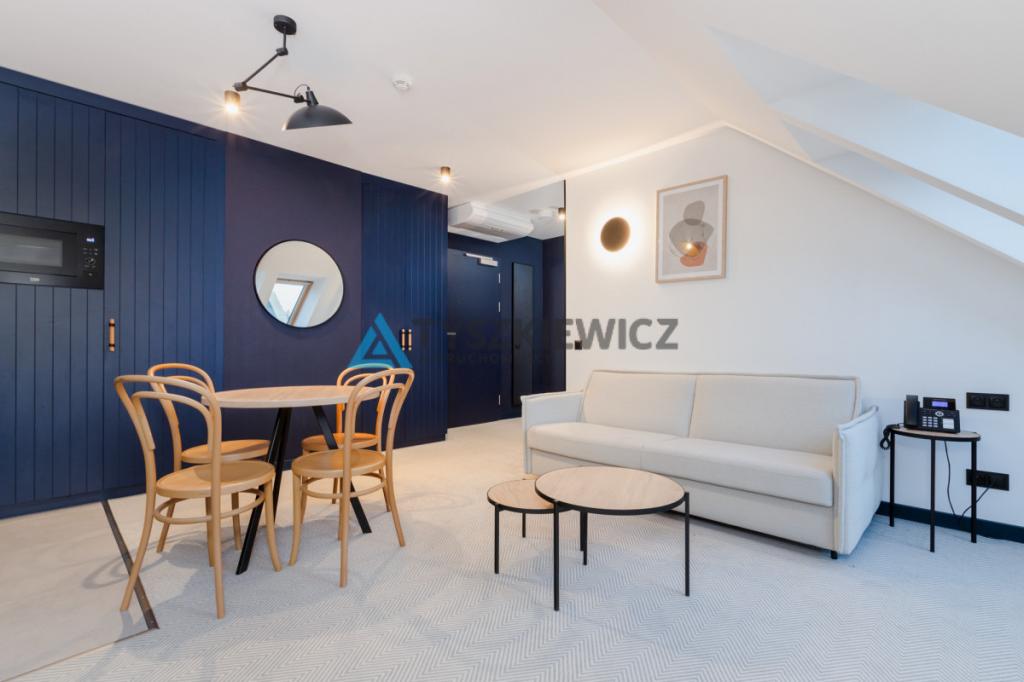 Nowoczesny i komfortowy apartament w centrum Łeby - zdjęcie 3