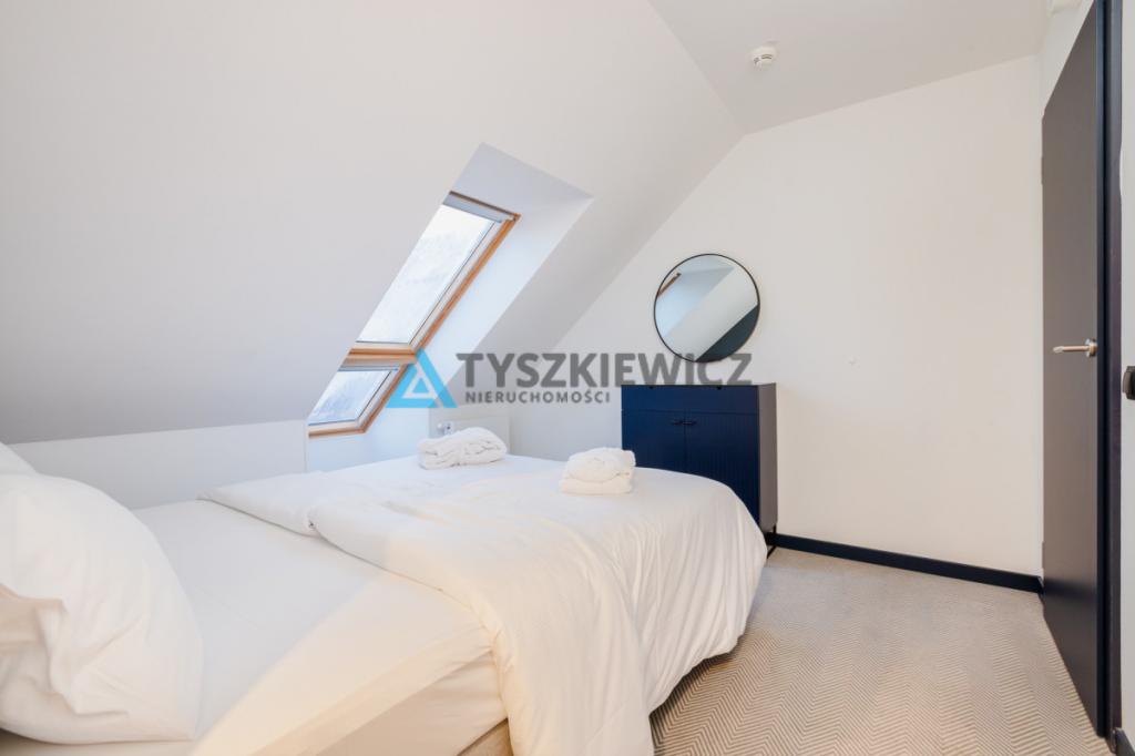 Nowoczesny i komfortowy apartament w centrum Łeby - zdjęcie 11
