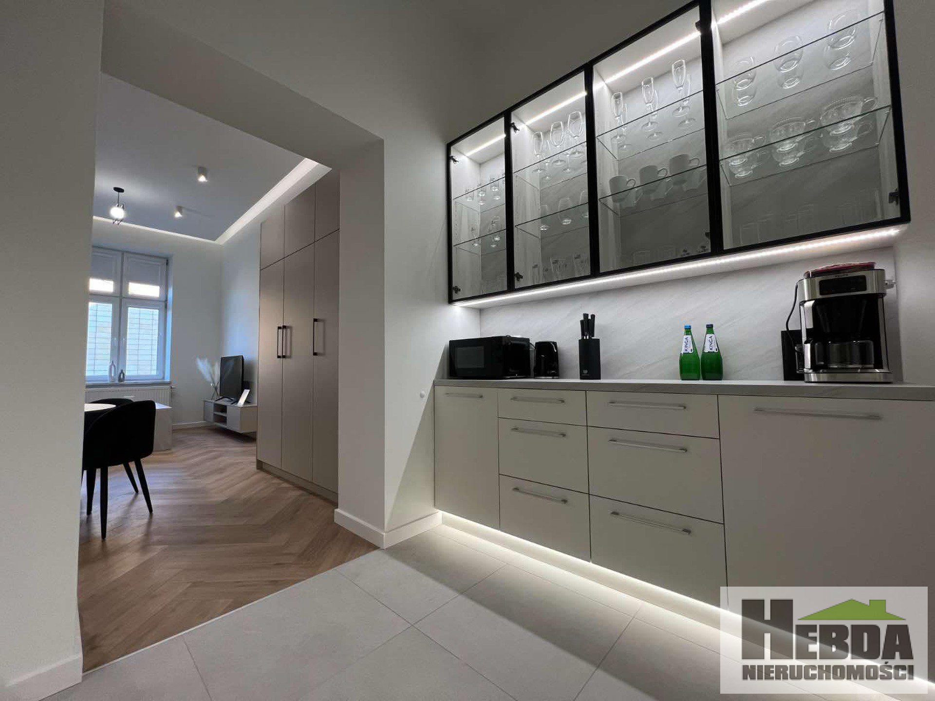 NAJEM KRÓTKO I DŁUGO TERMINOWY !!! ŚCISŁE CENTRUM !!! - zdjęcie 4