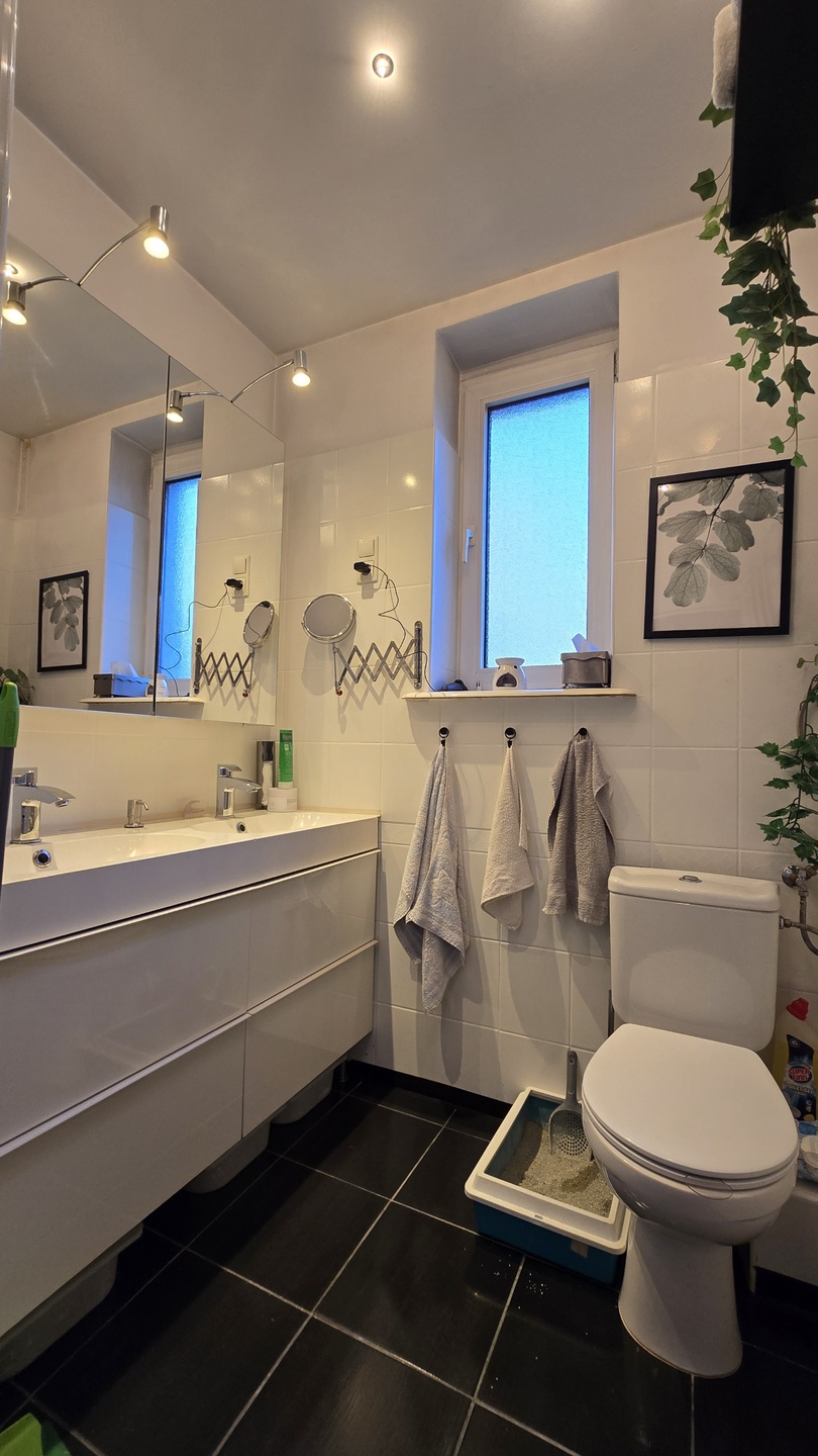 Dom z potencjałem! Przestronny, dwa odrębne lokale, dobry pod działalność gospodarczą, duża działka! - zdjęcie 11