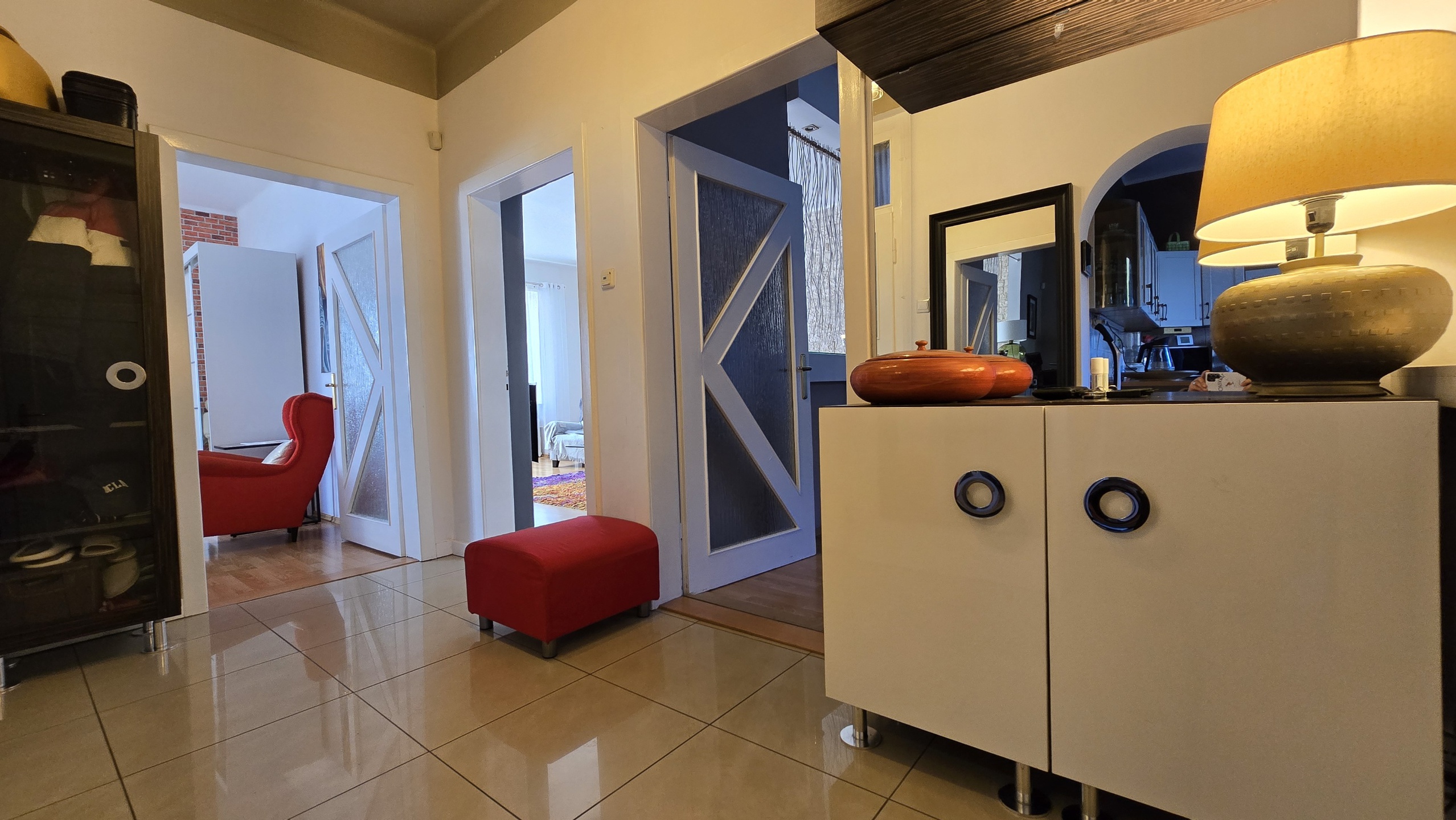 Dom z potencjałem! Przestronny, dwa odrębne lokale, dobry pod działalność gospodarczą, duża działka! - zdjęcie 12