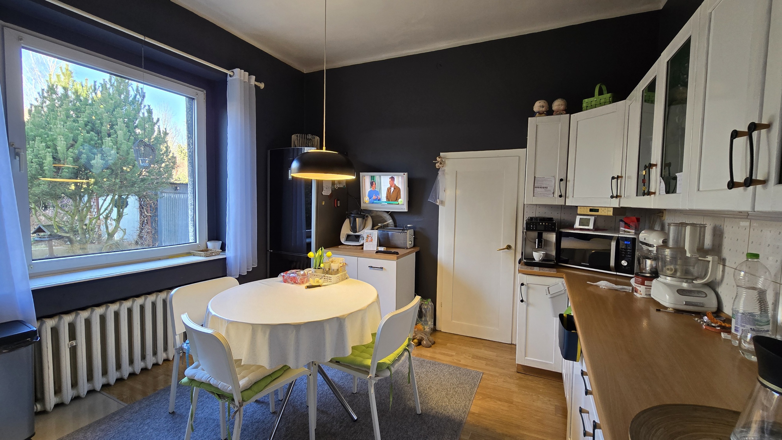 Dom z potencjałem! Przestronny, dwa odrębne lokale, dobry pod działalność gospodarczą, duża działka! - zdjęcie 9