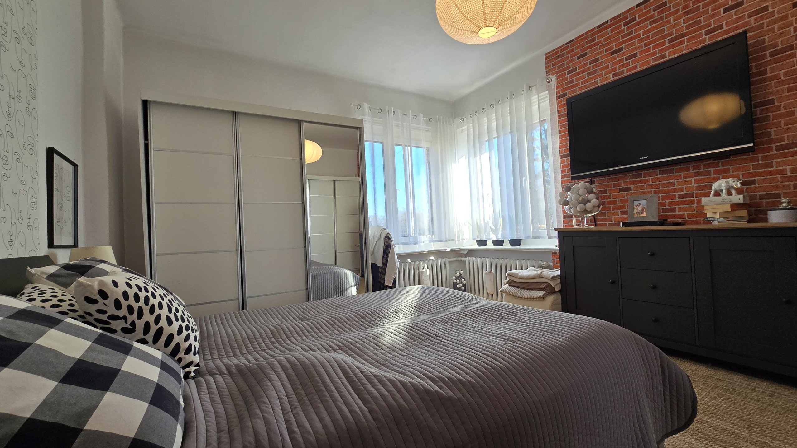 Dom z potencjałem! Przestronny, dwa odrębne lokale, dobry pod działalność gospodarczą, duża działka! - zdjęcie 7