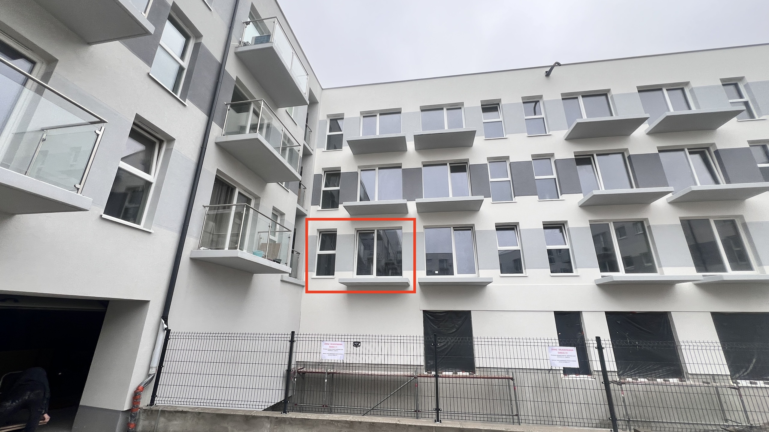 Kawalerka w Nowym Centrum Lubonia. GOTOWA DO ODBIORU - zdjęcie 16