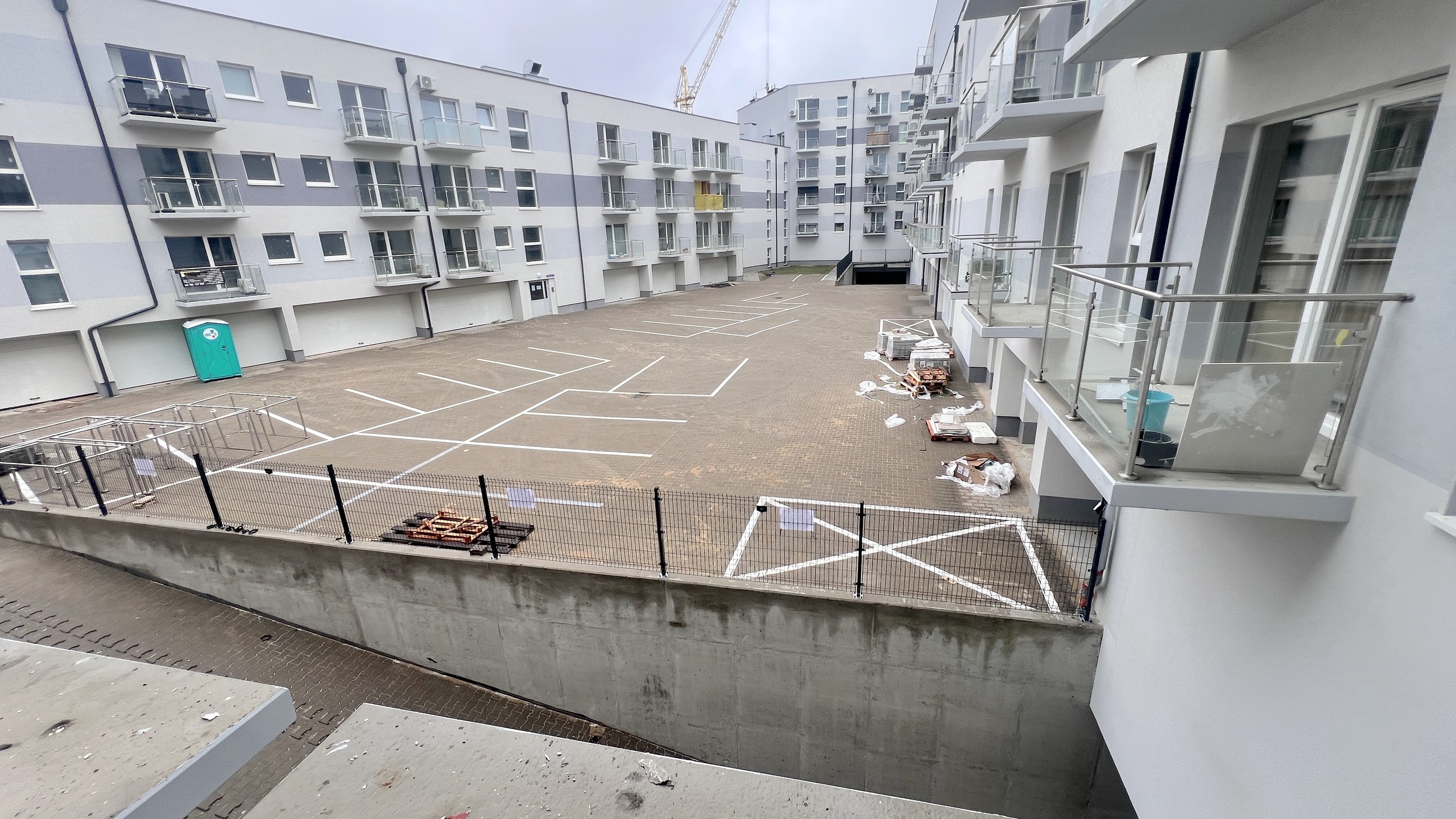 Kawalerka w Nowym Centrum Lubonia. GOTOWA DO ODBIORU - zdjęcie 18