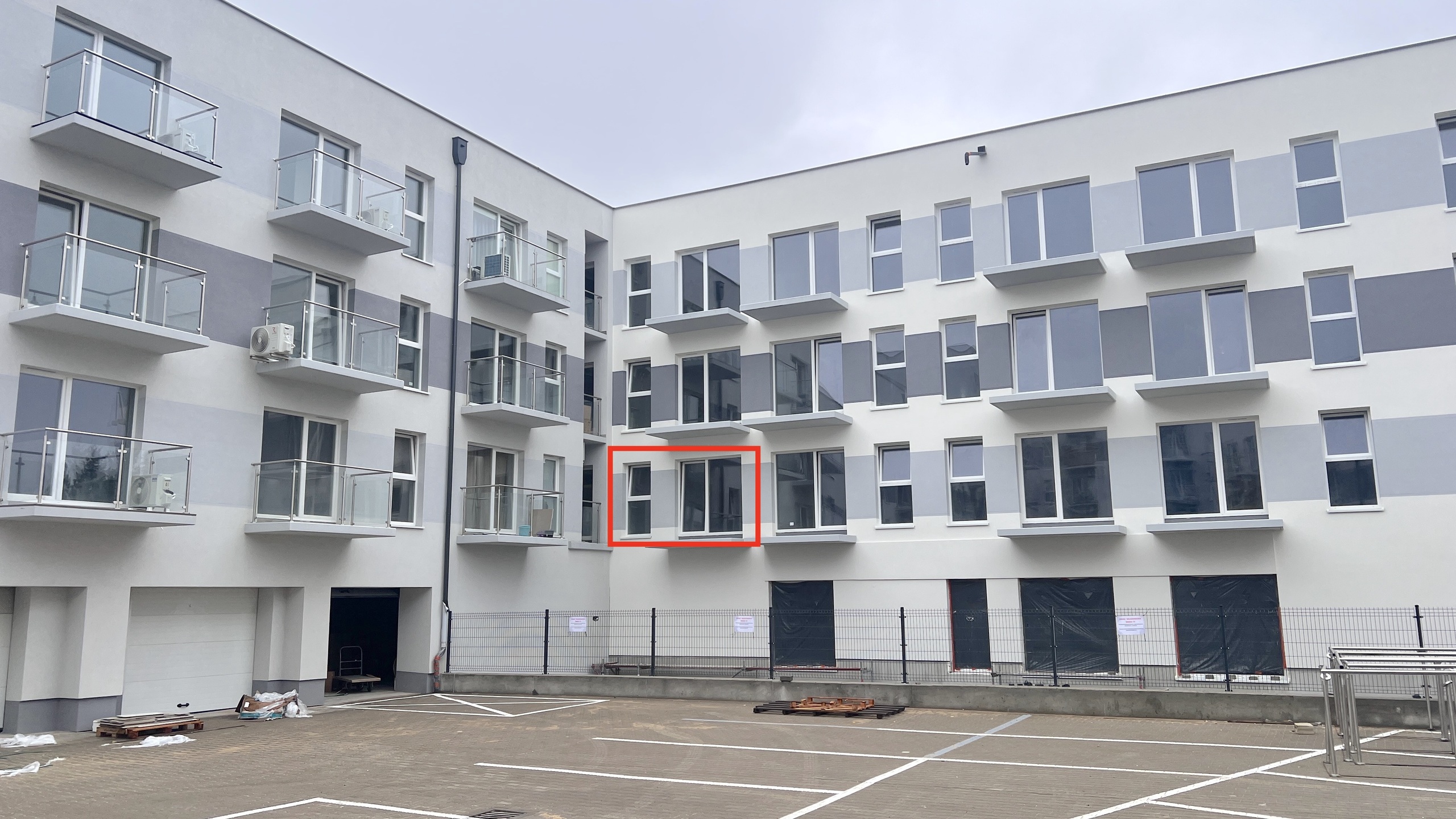 Kawalerka w Nowym Centrum Lubonia. GOTOWA DO ODBIORU - zdjęcie 13