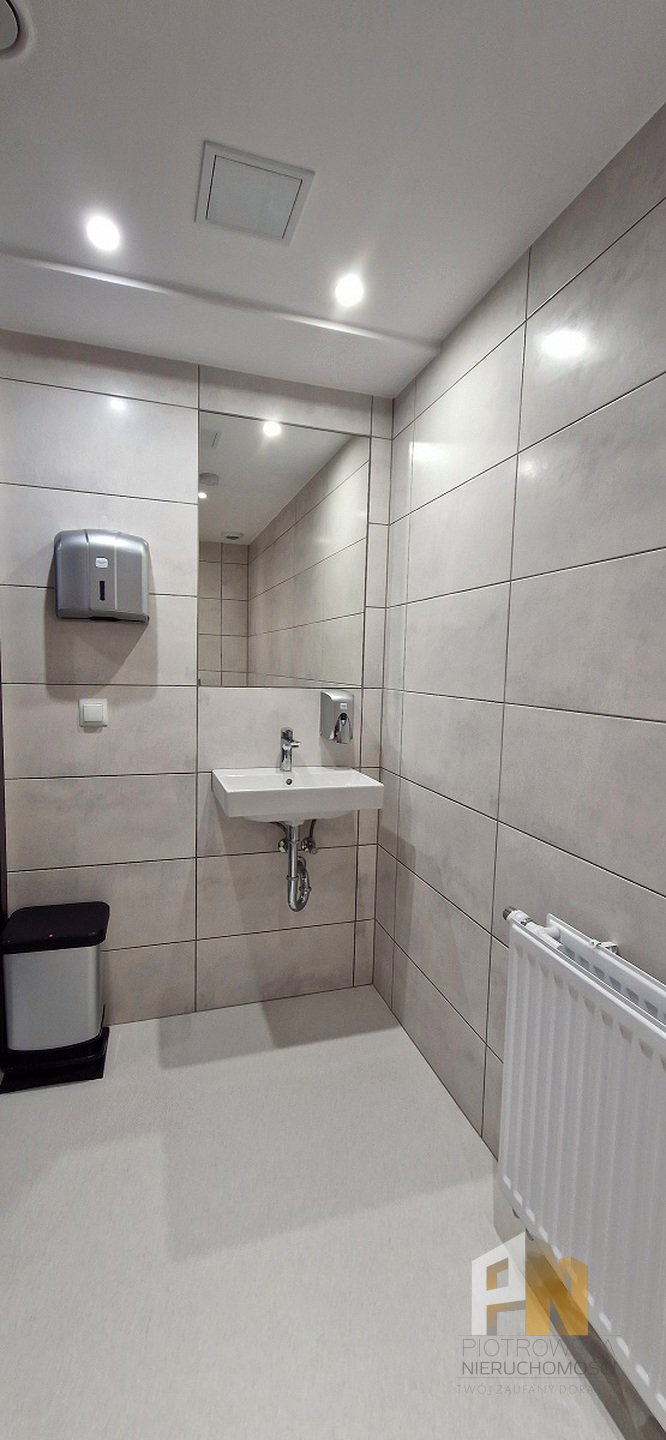 DO WYNAJĘCIA CZTERY GABINETY STOMATOLOGICZNE, 29, 27, 19, 19 M2 - zdjęcie 8